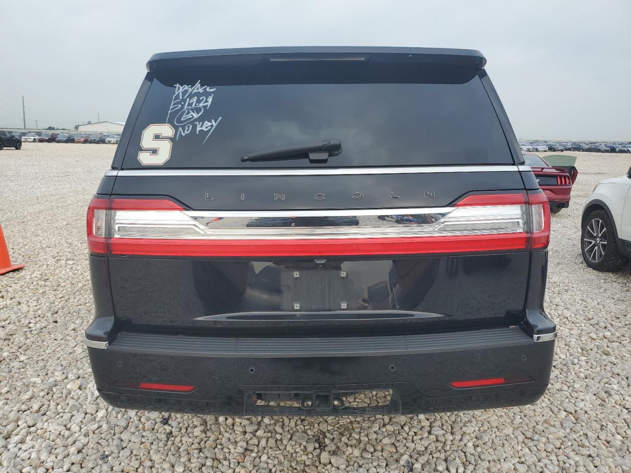 5LMJJ3TTXKEL19249 2019 Lincoln Navigator L Black Label