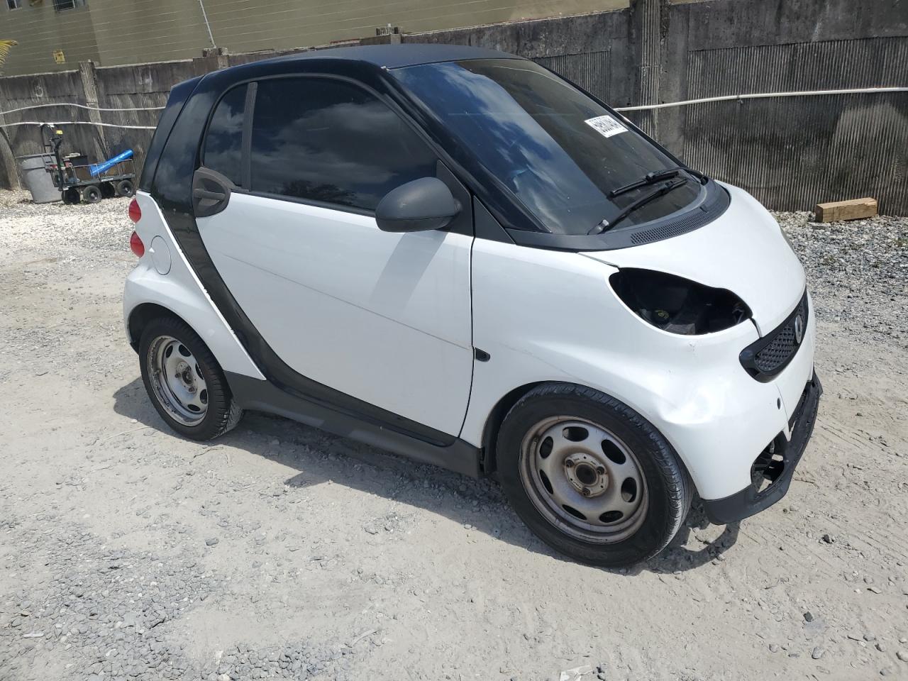 2013 Smart Fortwo Pure vin: WMEEJ3BA6DK686633