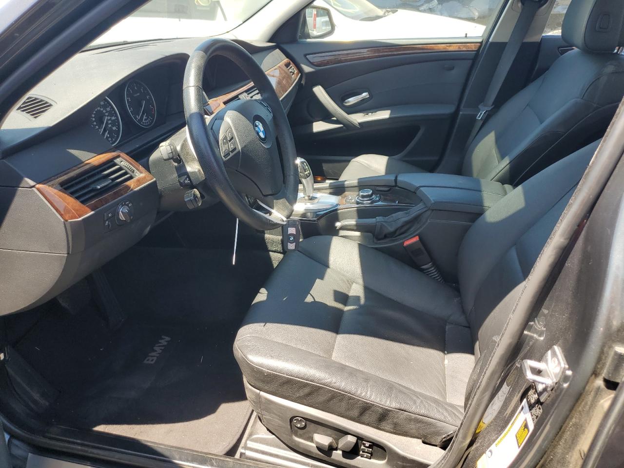 WBANU5C59AC460835 2010 BMW 528 I