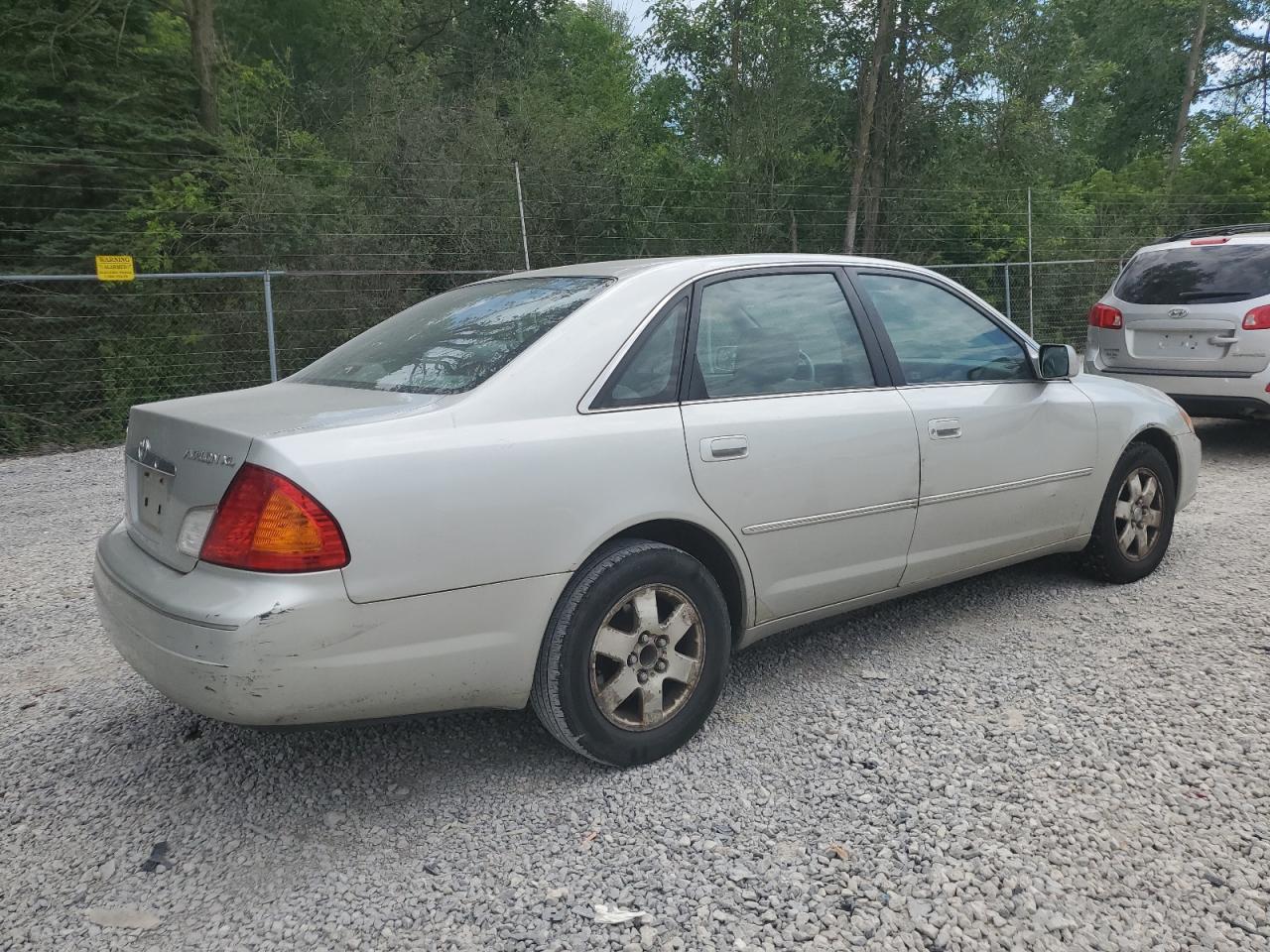 4T1BF28B21U121966 2001 Toyota Avalon Xl