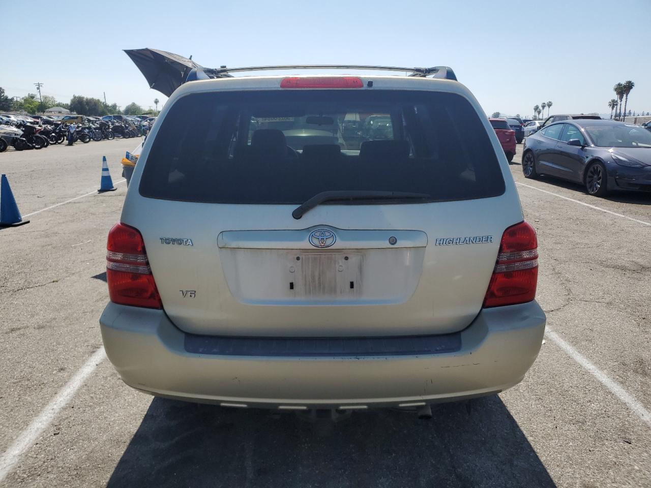 JTEGF21A330106491 2003 Toyota Highlander Limited