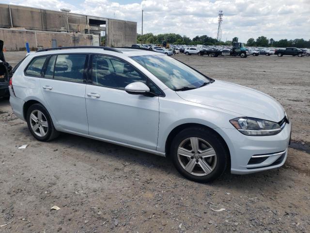 3VWD17AU0JM757520 2018 Volkswagen Golf Sportwagen S