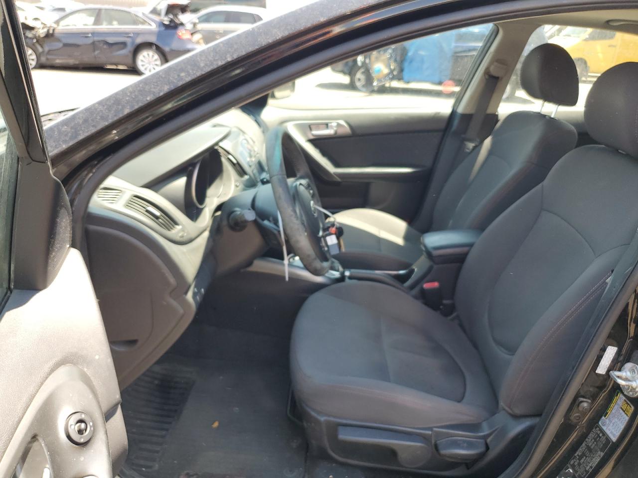 KNAFW4A33B5424090 2011 Kia Forte Sx