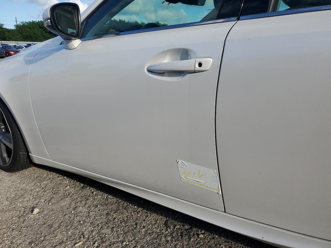 JTHC81D25J5033652 2018 Lexus Is 300