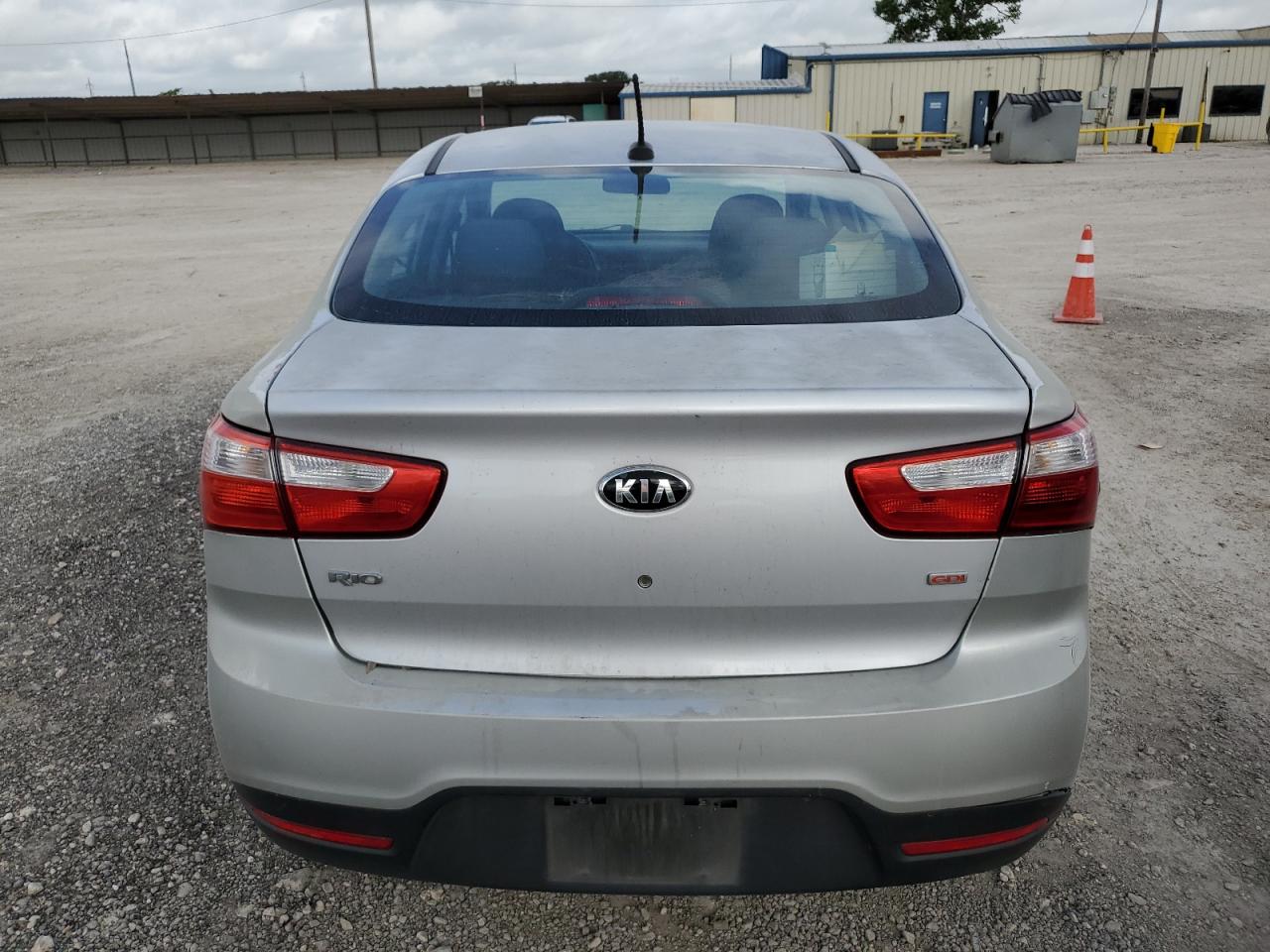 KNADM4A30F6440762 2015 Kia Rio Lx