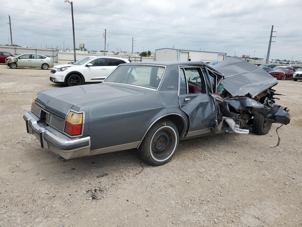 1G3BN69Y2F9017215 1985 Oldsmobile Delta 88 Royale