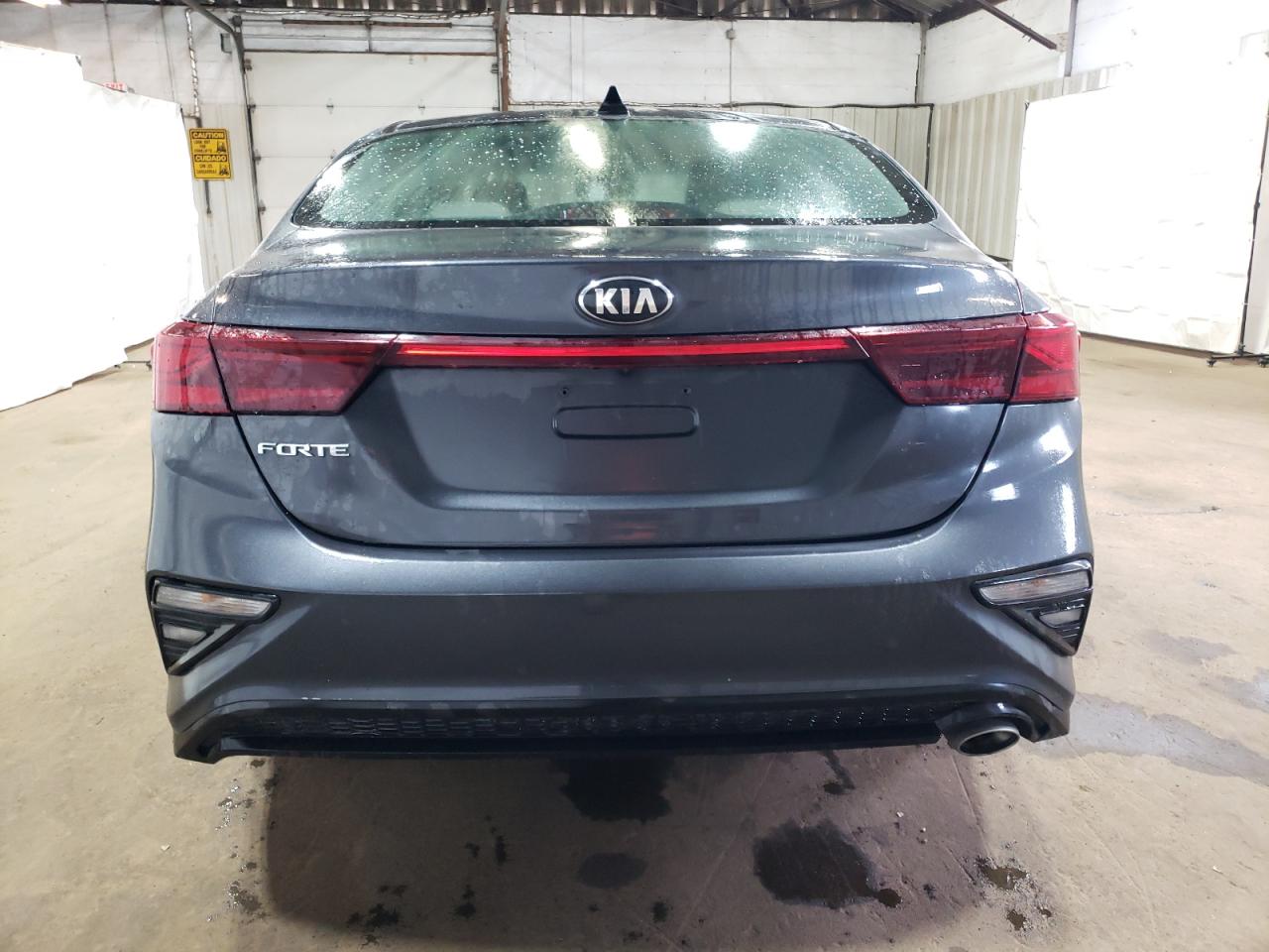 3KPF24AD9ME357493 2021 Kia Forte Fe