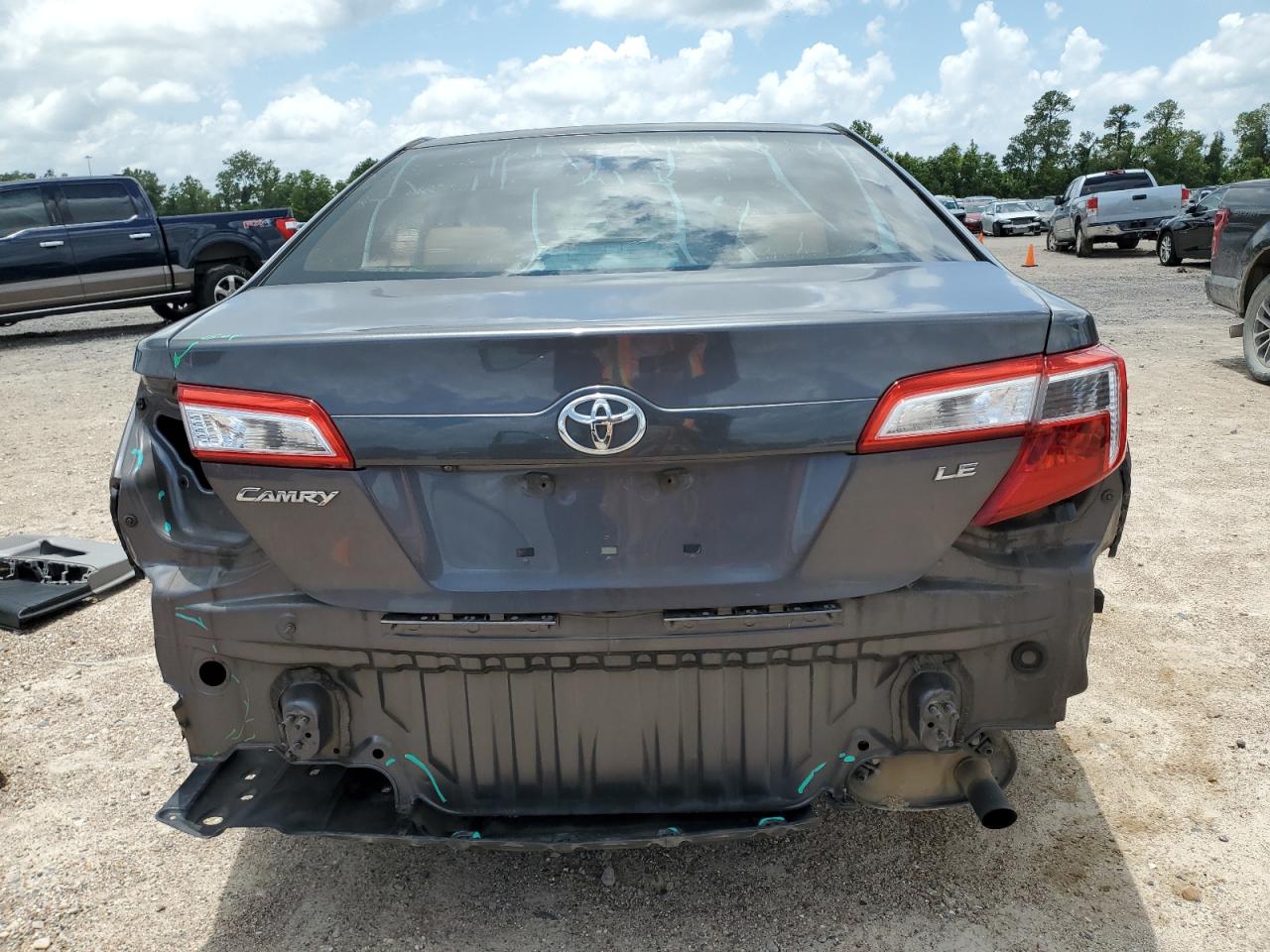 4T1BF1FK1EU413238 2014 Toyota Camry L