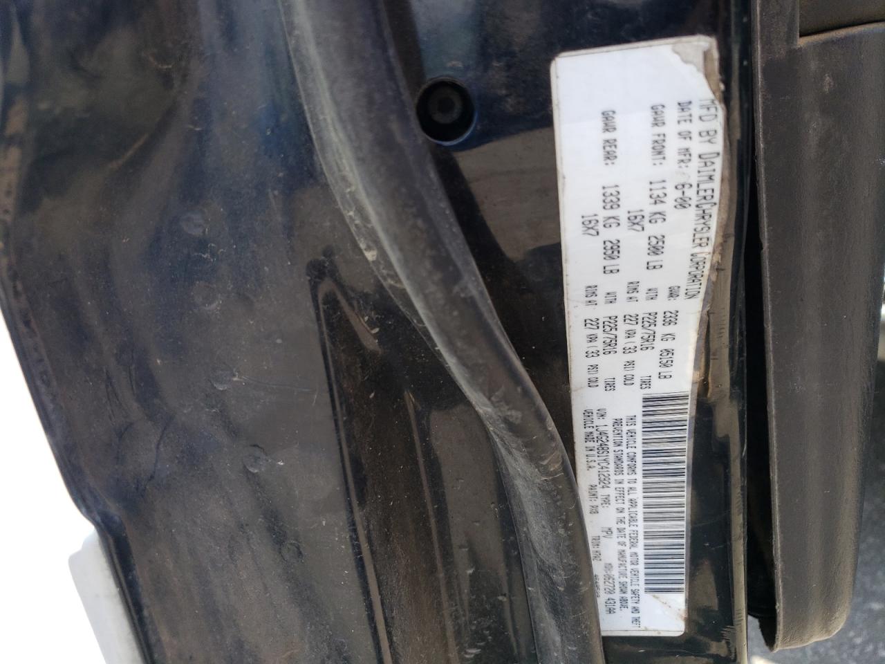 1J4G248S1YC412924 2000 Jeep Grand Cherokee Laredo