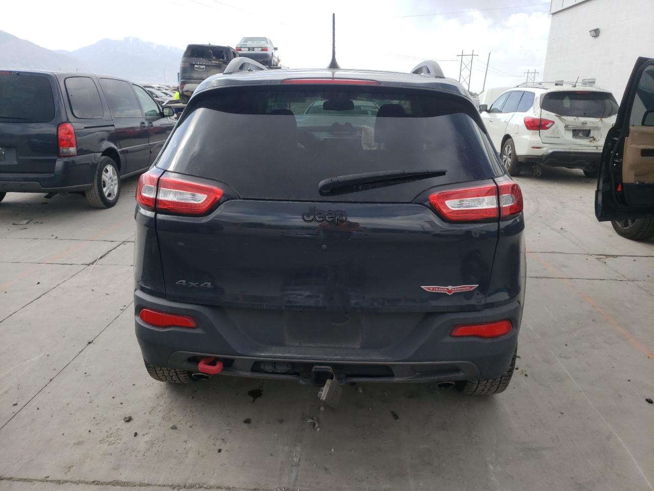 1C4PJMBS4GW310676 2016 Jeep Cherokee Trailhawk