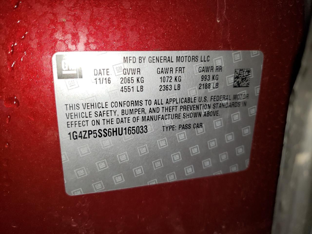 1G4ZP5SS6HU165033 2017 Buick Lacrosse Essence