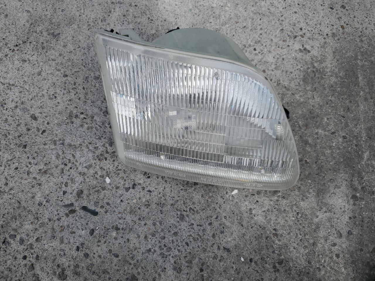 1FTRX07W52KA72249 2002 Ford F150