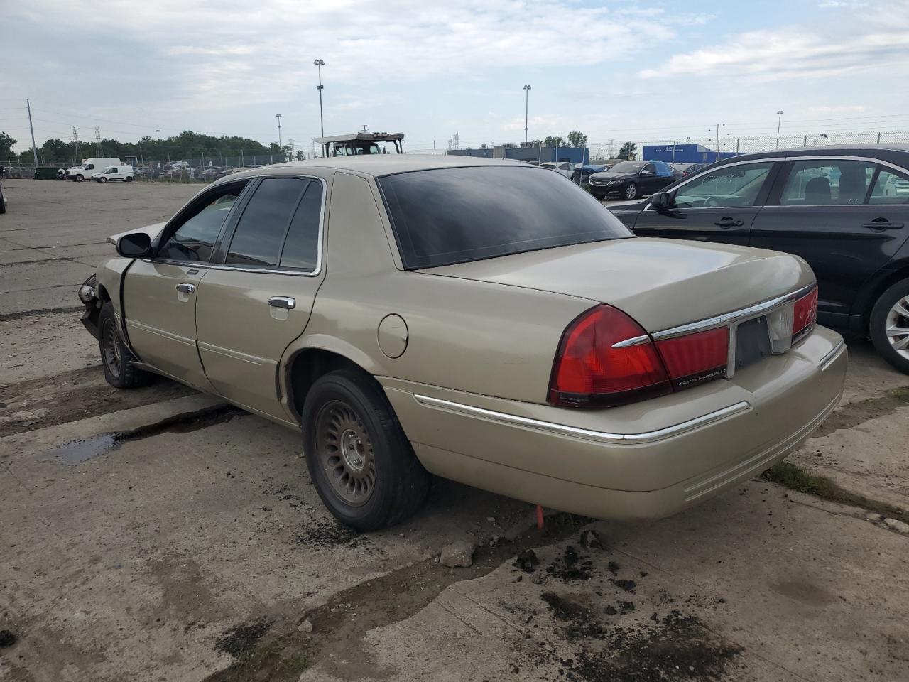 2MEFM75W2YX707911 2000 Mercury Grand Marquis Ls