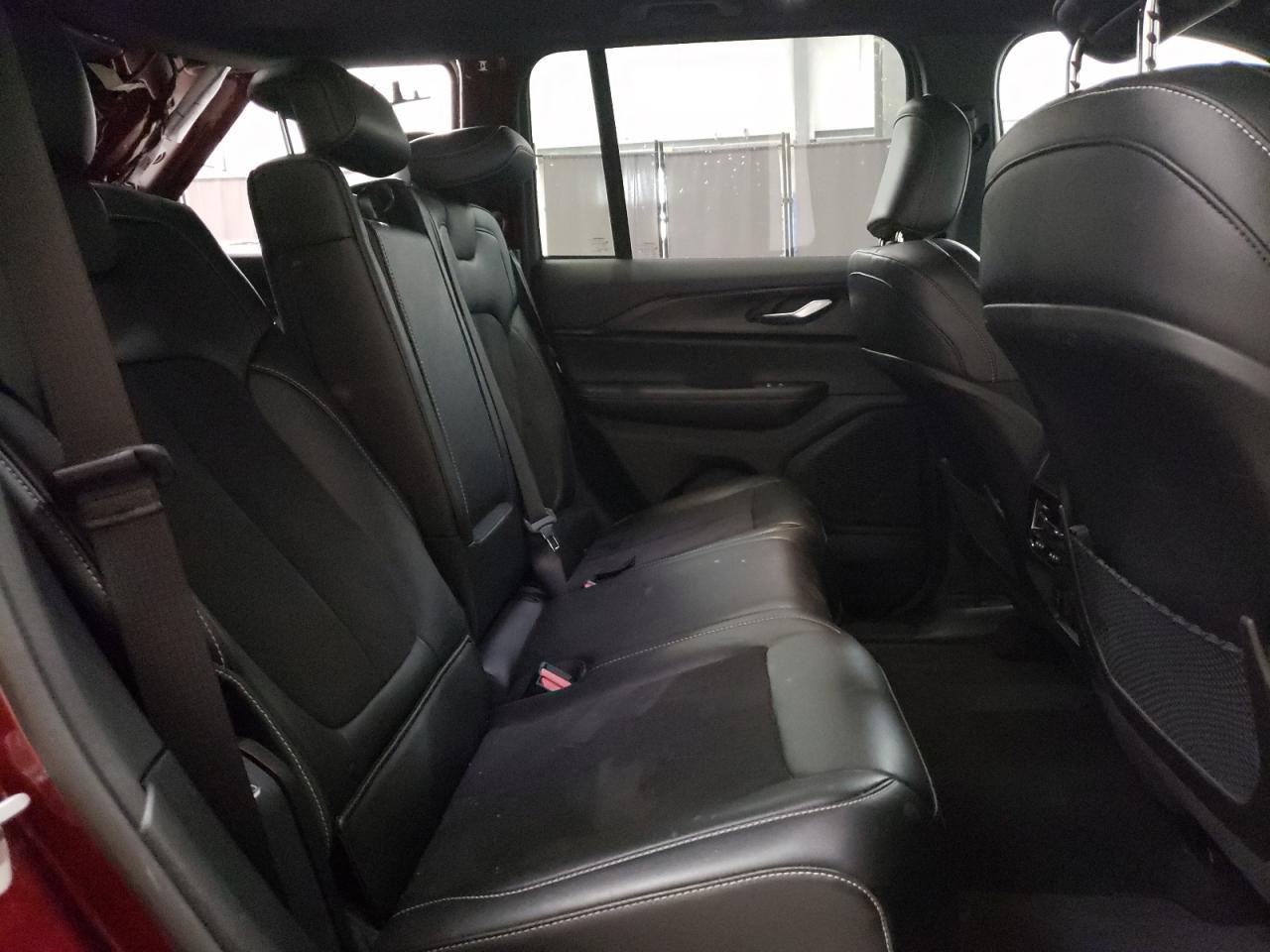 1C4RJHAG8R8520007 2024 Jeep Grand Cherokee Laredo