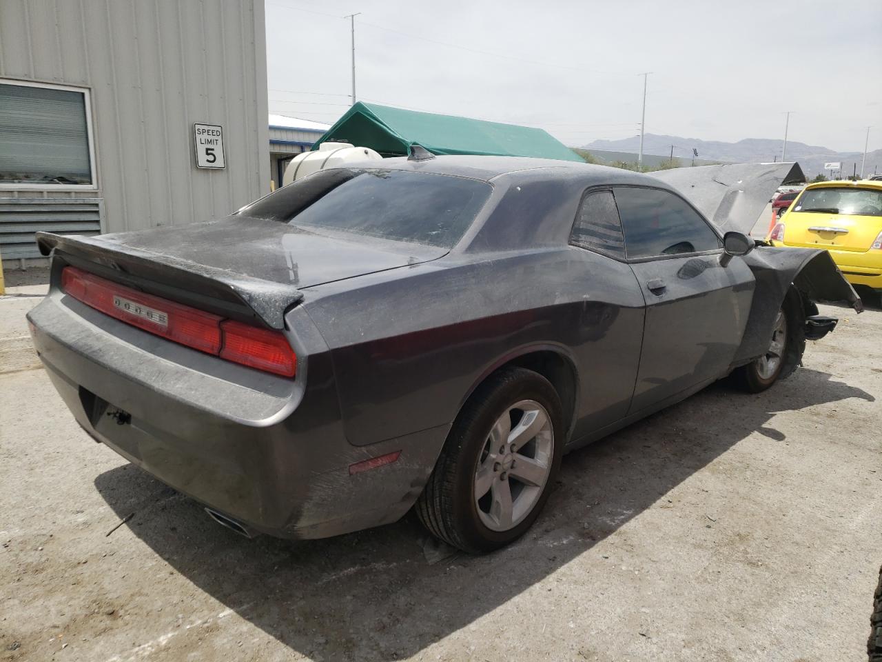 2C3CDYAG2EH270530 2014 Dodge Challenger Sxt