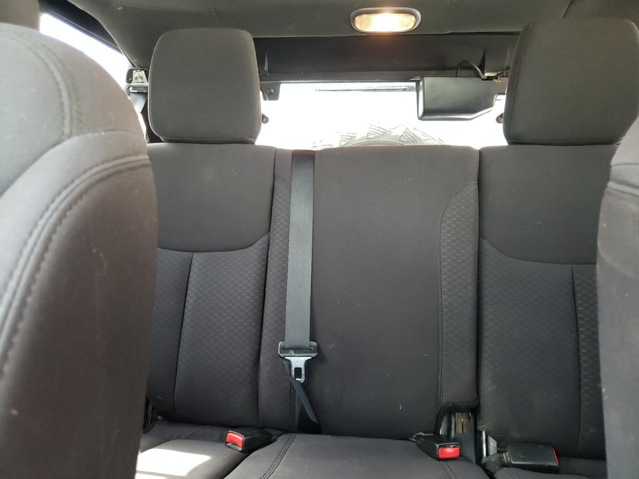 1C4HJWDG2DL583427 2013 Jeep Wrangler Unlimited Sport