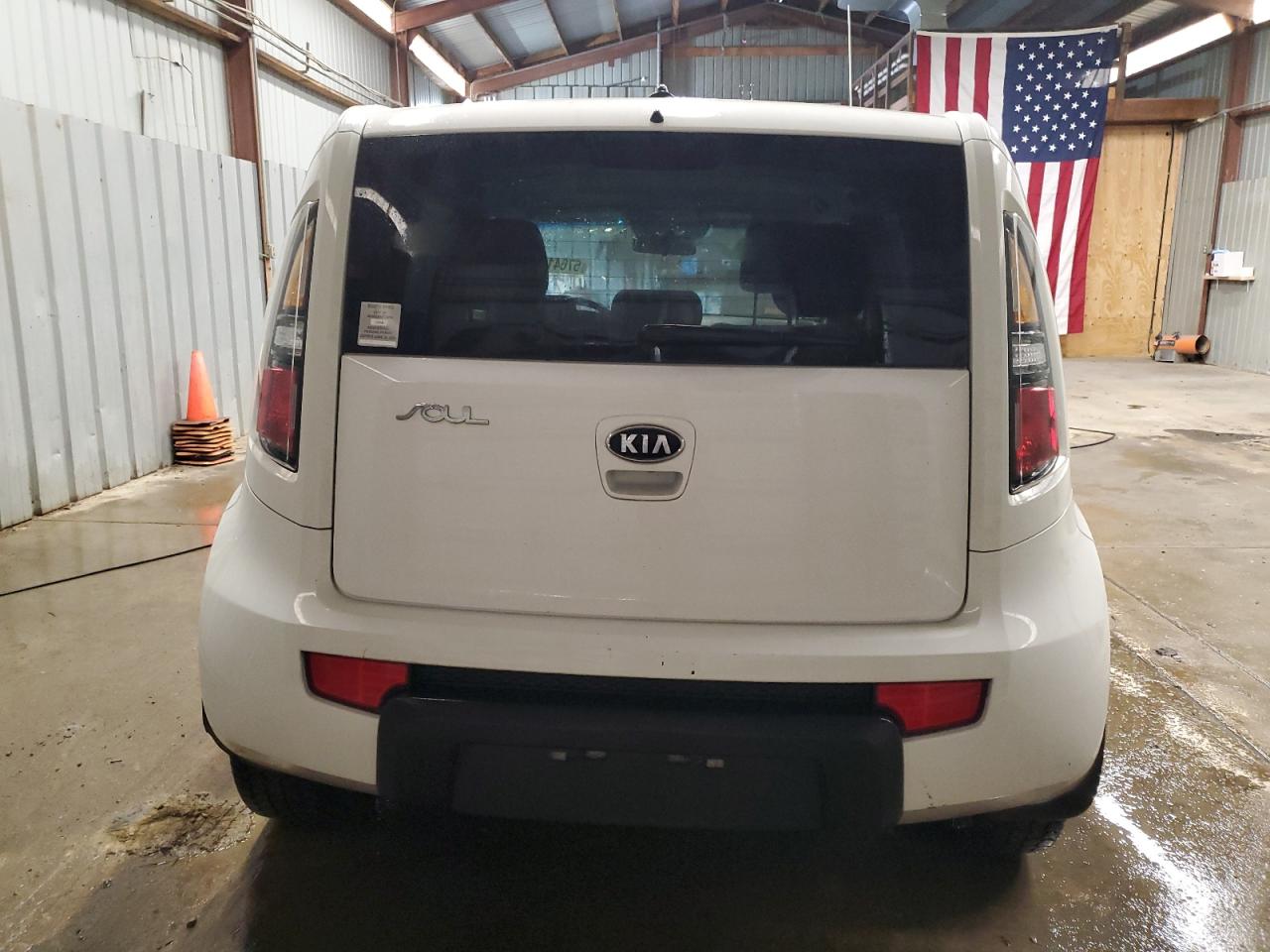 KNDJT2A22B7280893 2011 Kia Soul +