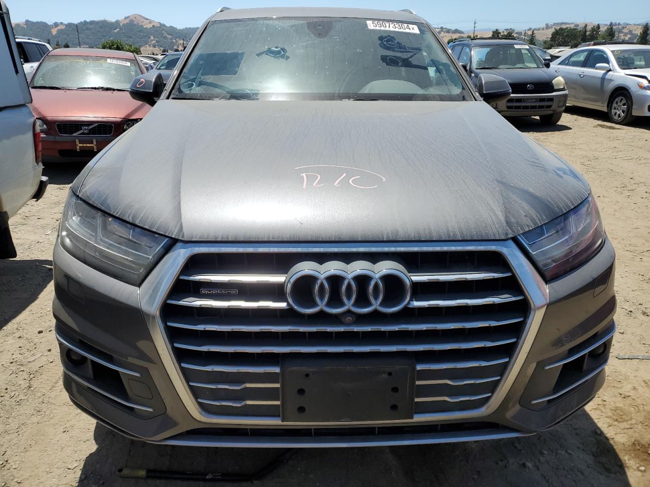 WA1LAAF79JD051246 2018 Audi Q7 Premium Plus