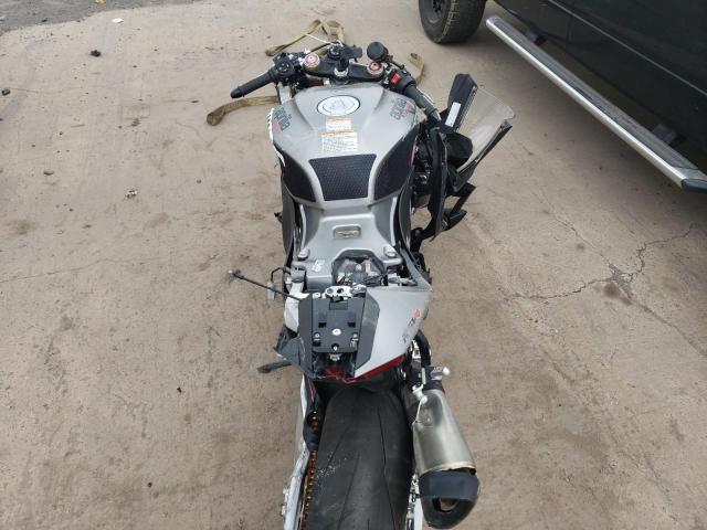 2021 APRILIA RSV4 1100 ZD4KYUA05MS000047