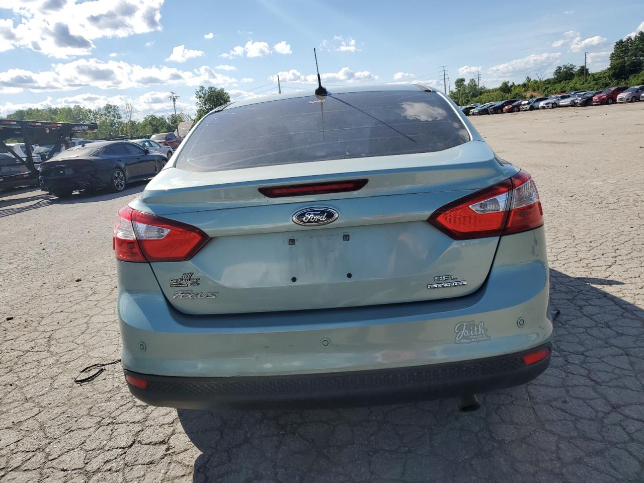 1FAHP3H23CL475236 2012 Ford Focus Sel