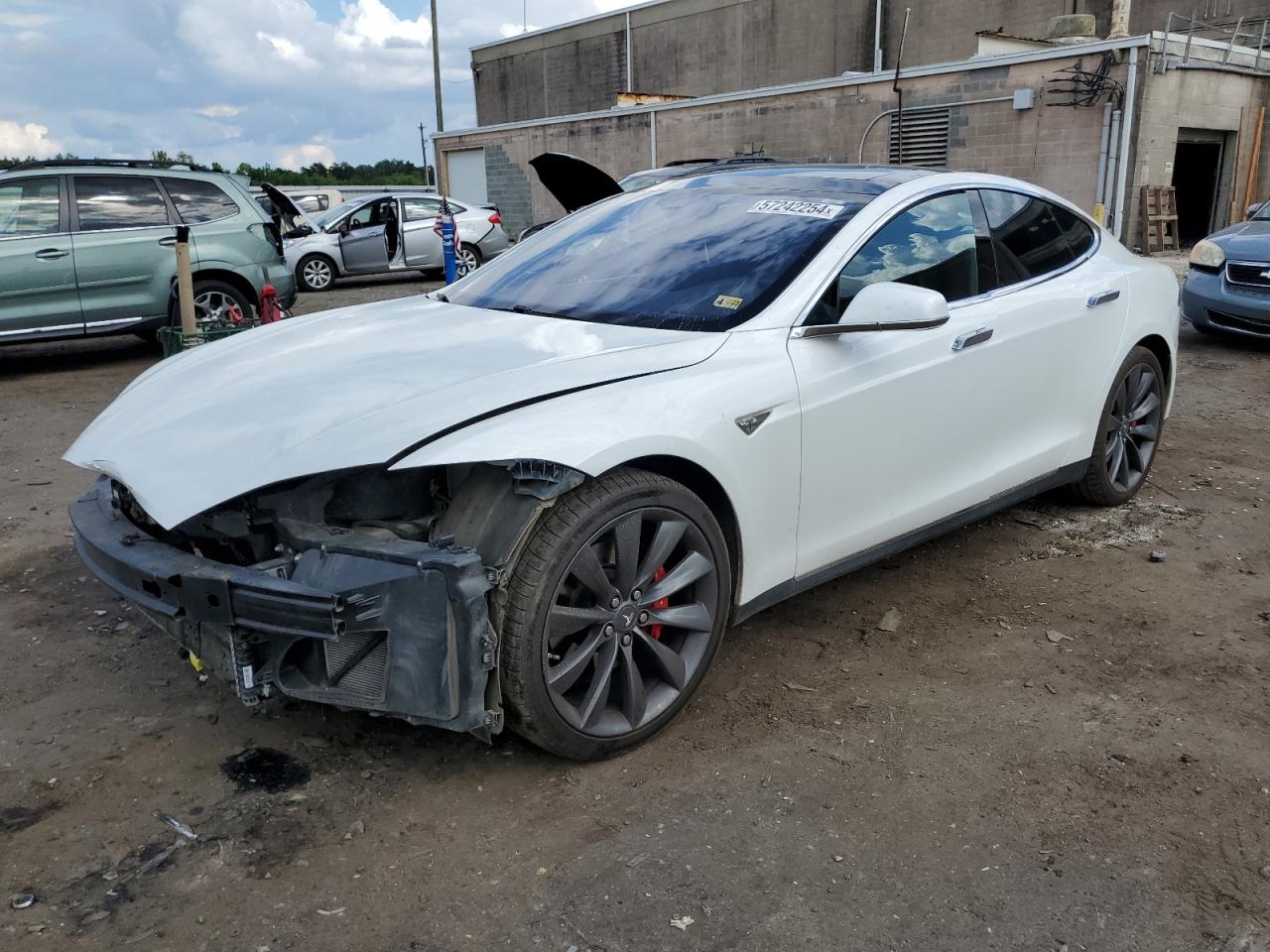 5YJSA1E41FF109357 2015 Tesla Model S