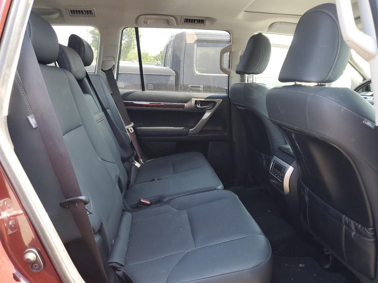 JTJBM7FX1K5239019 2019 Lexus Gx 460