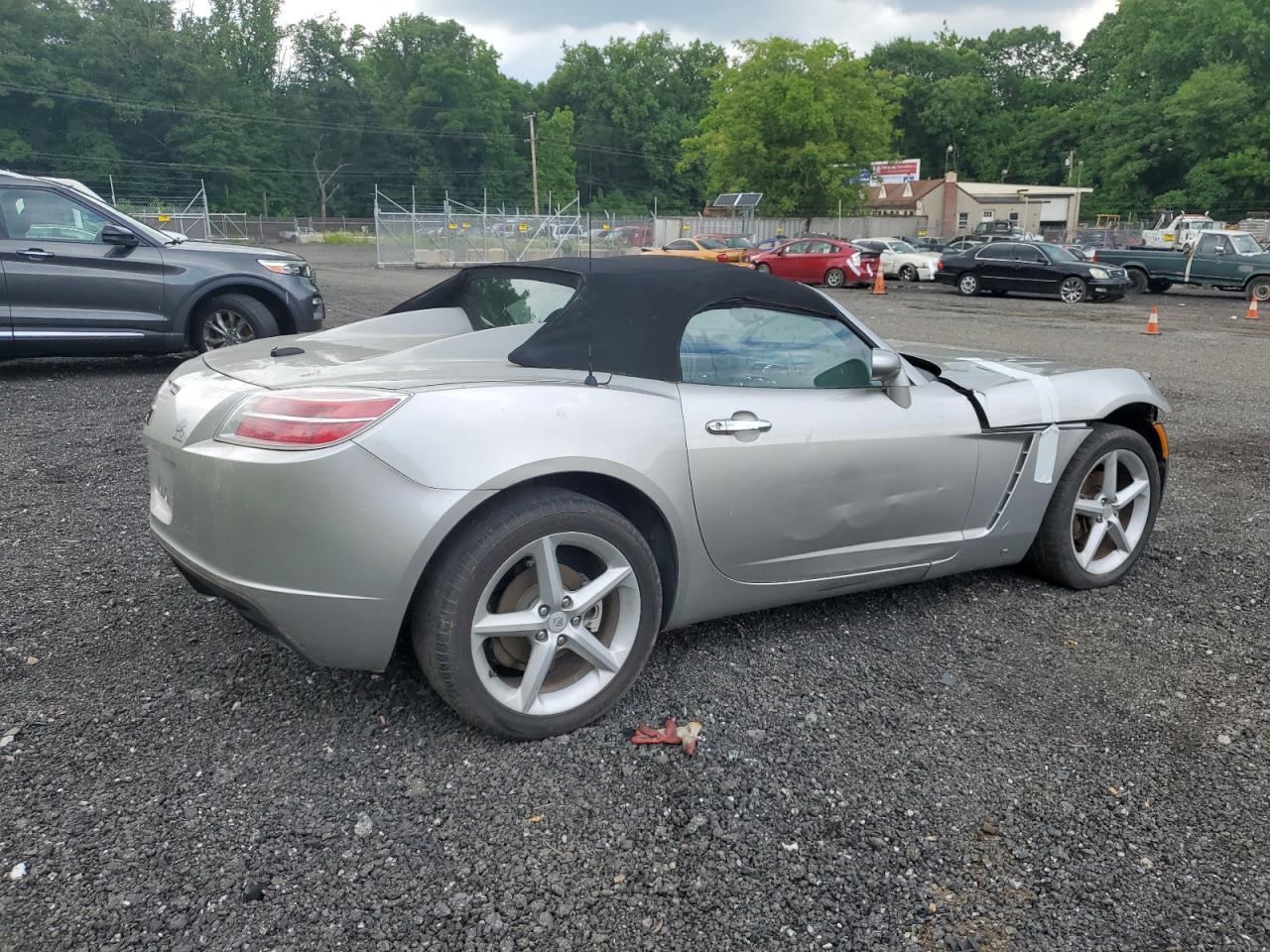 1G8MB35B17Y103926 2007 Saturn Sky