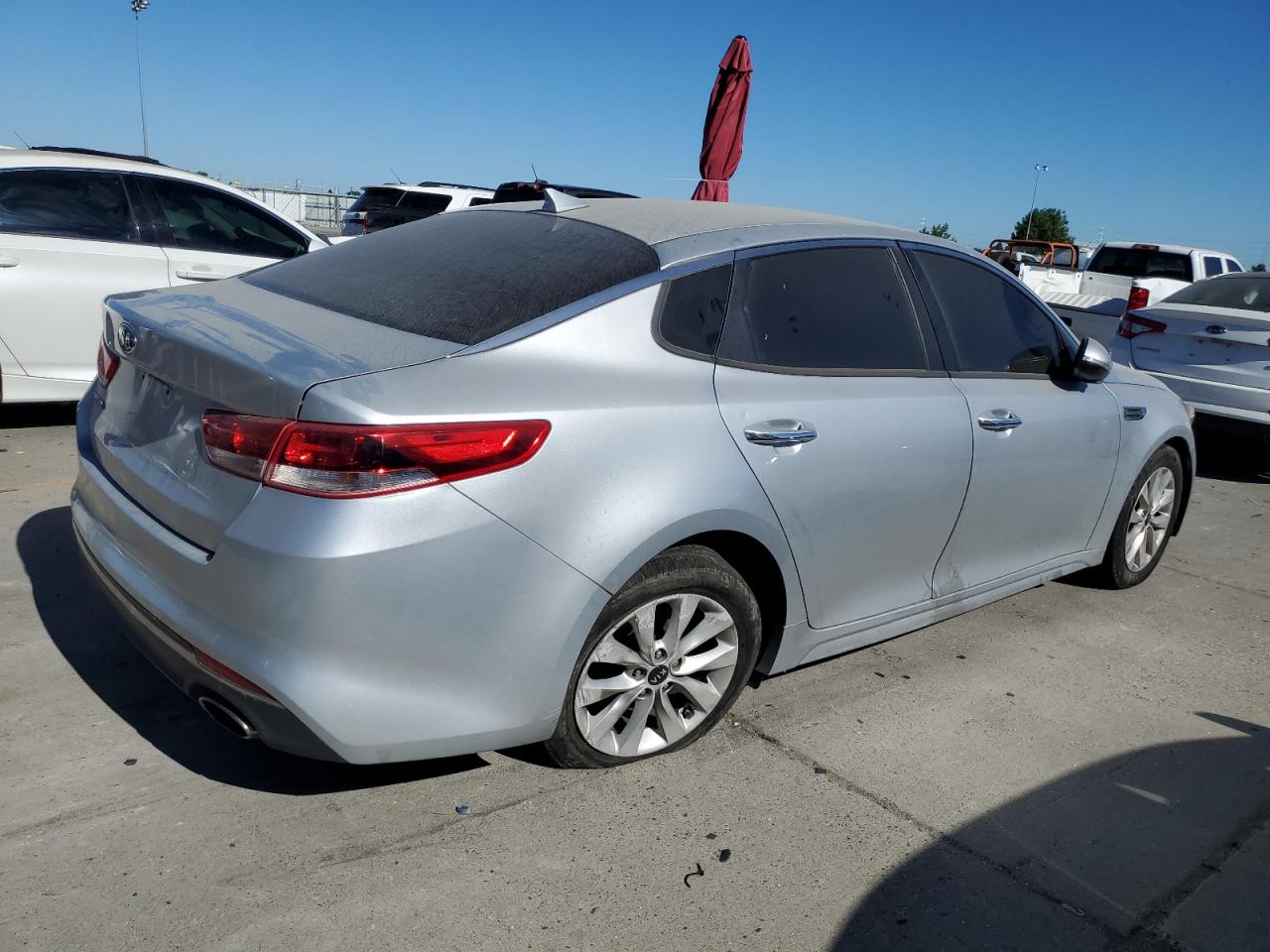 5XXGT4L37HG137868 2017 Kia Optima Lx