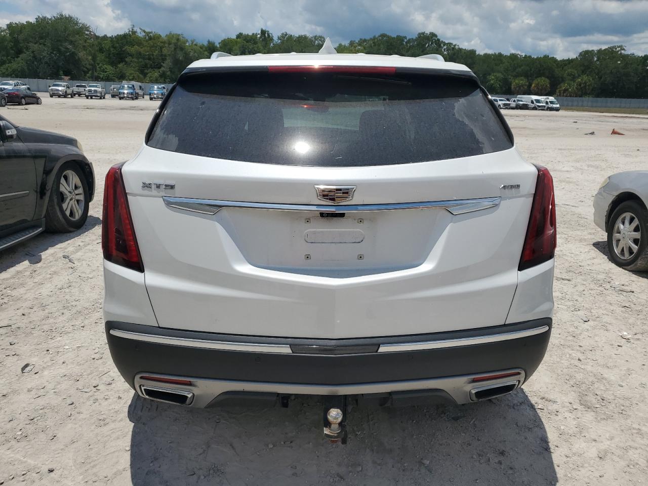 1GYKNCRS6MZ210176 2021 Cadillac Xt5 Premium Luxury