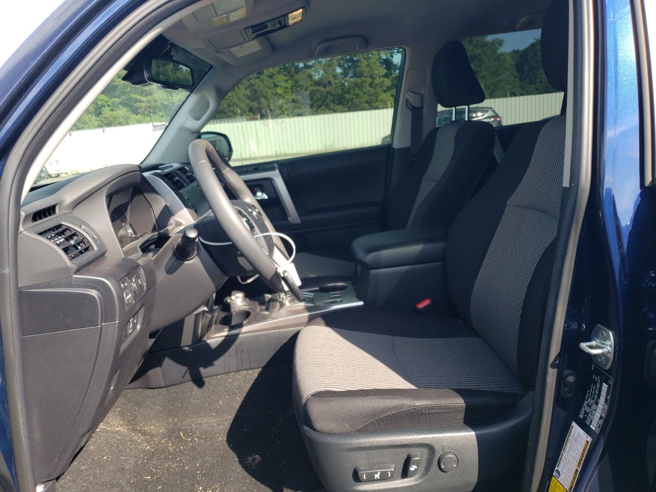 JTEMU5JR2P6149061 2023 Toyota 4Runner Se