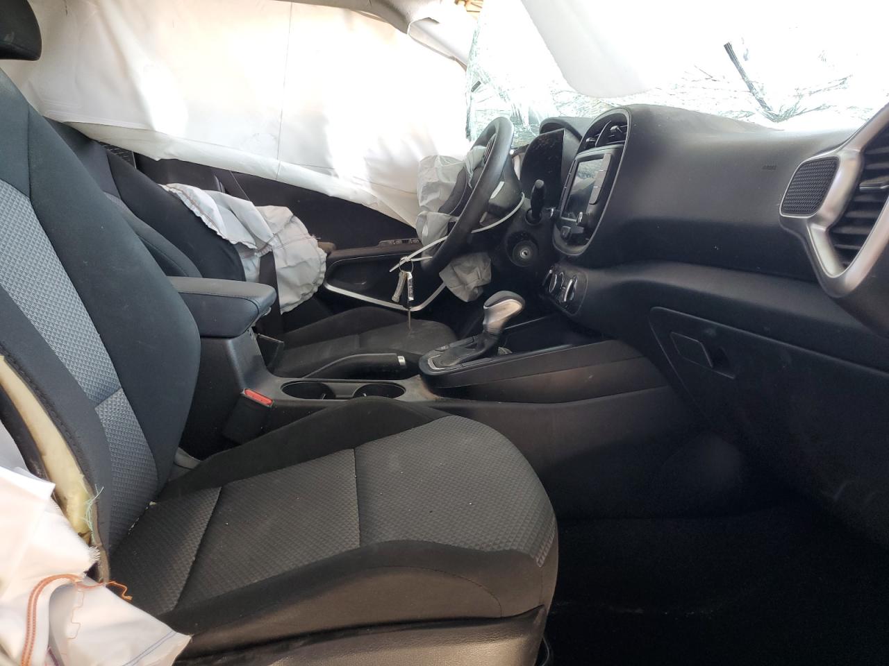 KNDJ23AU2P7881092 2023 Kia Soul Lx