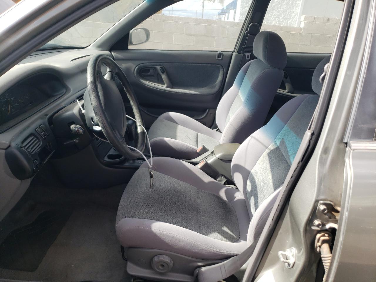 1YVGE22C2T5537392 1996 Mazda 626 Dx