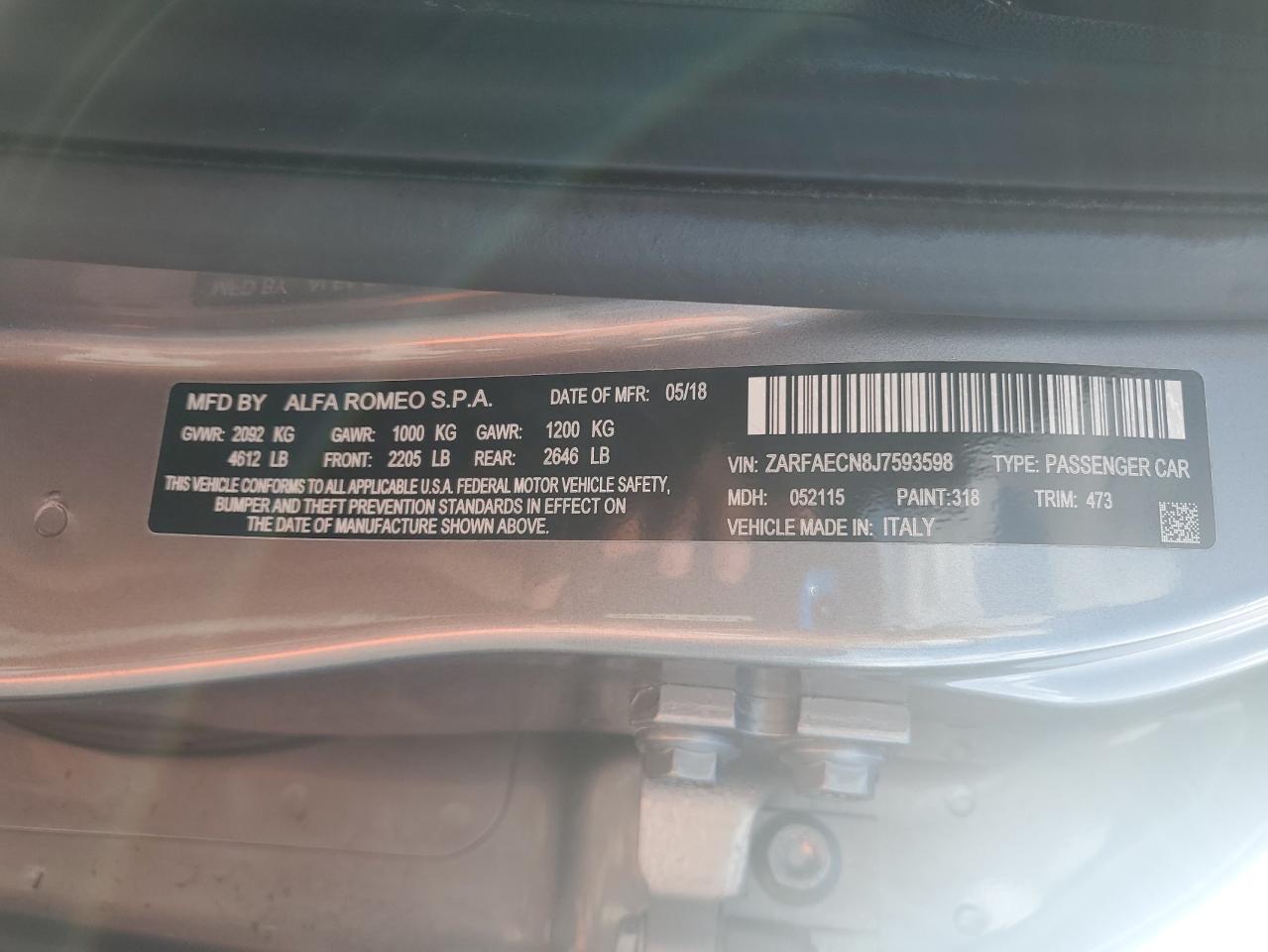 ZARFAECN8J7593598 2018 Alfa Romeo Giulia Ti