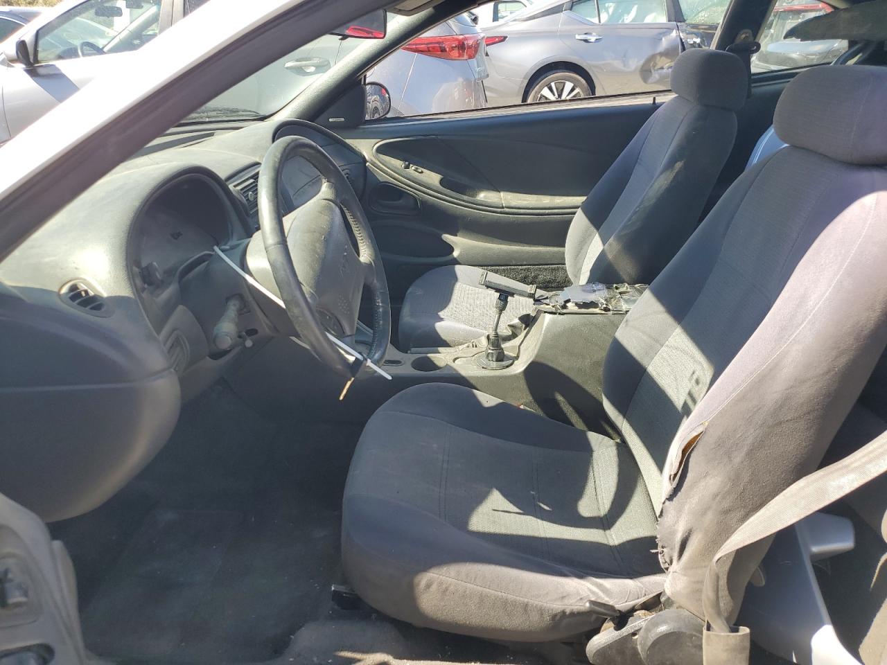 1FAFP40402F242888 2002 Ford Mustang