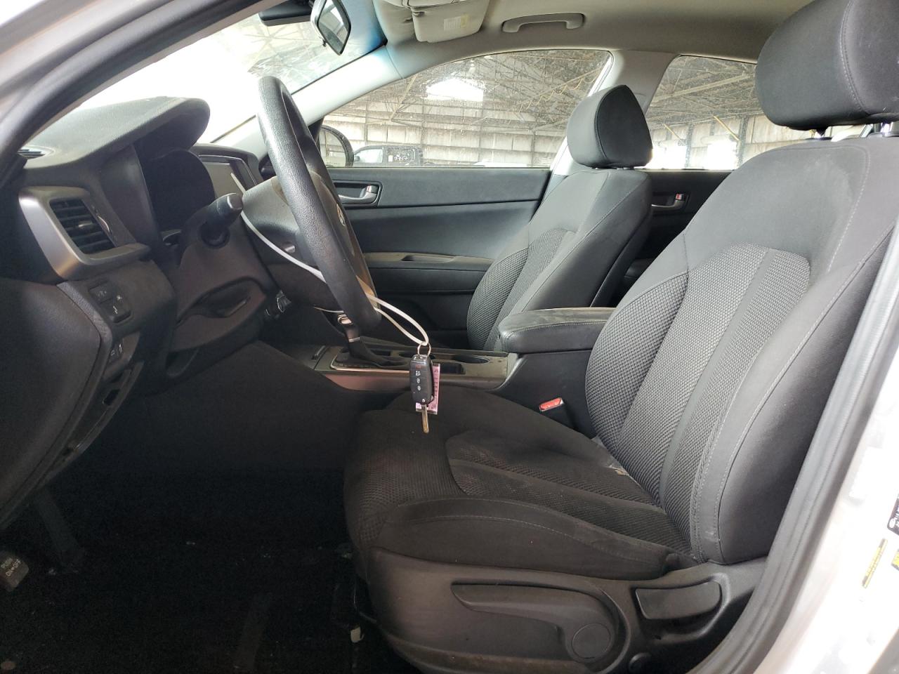 5XXGT4L31LG392928 2020 Kia Optima Lx