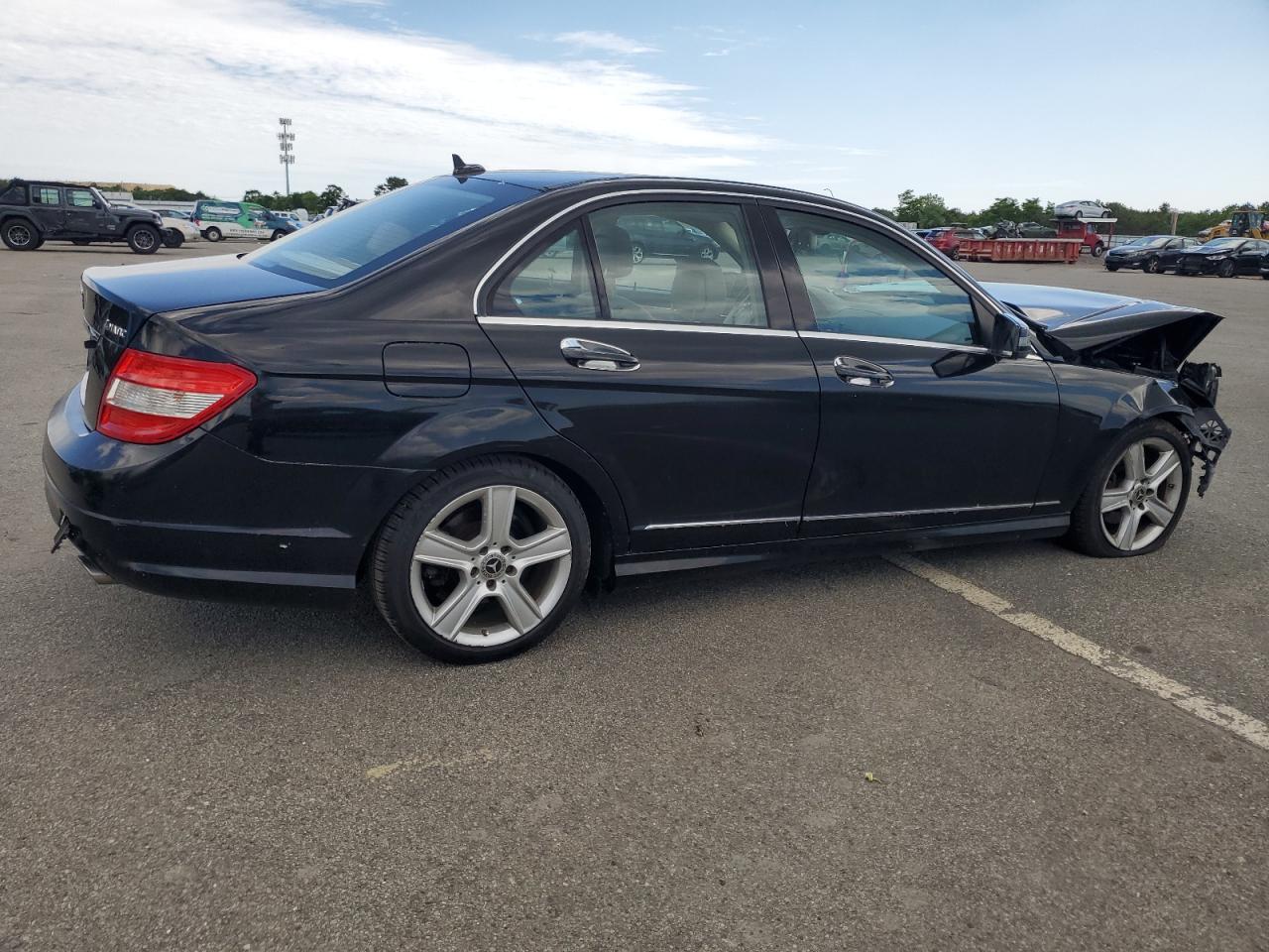 WDDGF8BBXBR175452 2011 Mercedes-Benz C 300 4Matic