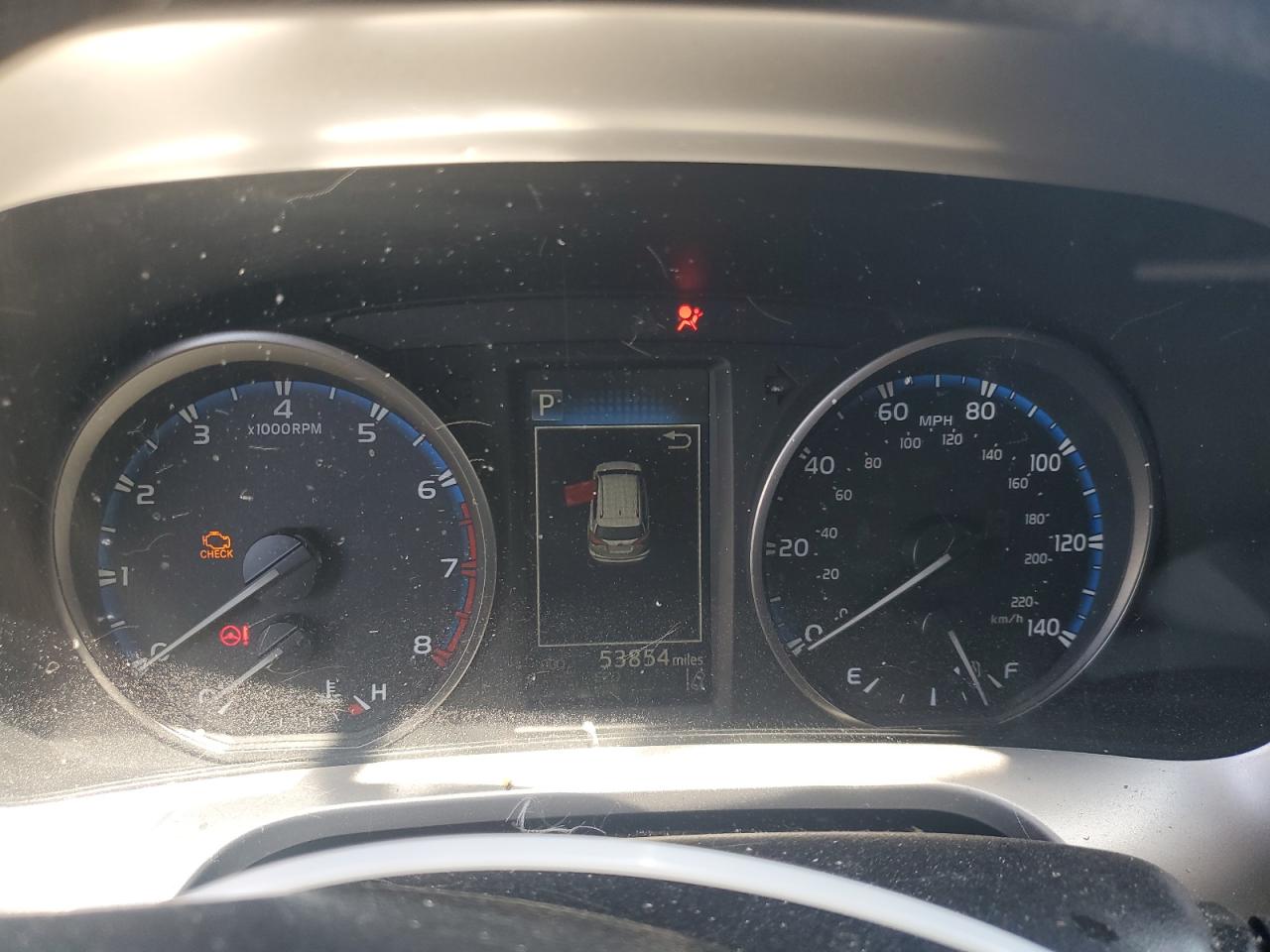 JTMBFREV1HJ162094 2017 Toyota Rav4 Le