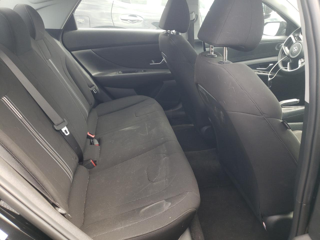 KMHLM4AG5NU344939 2022 Hyundai Elantra Sel