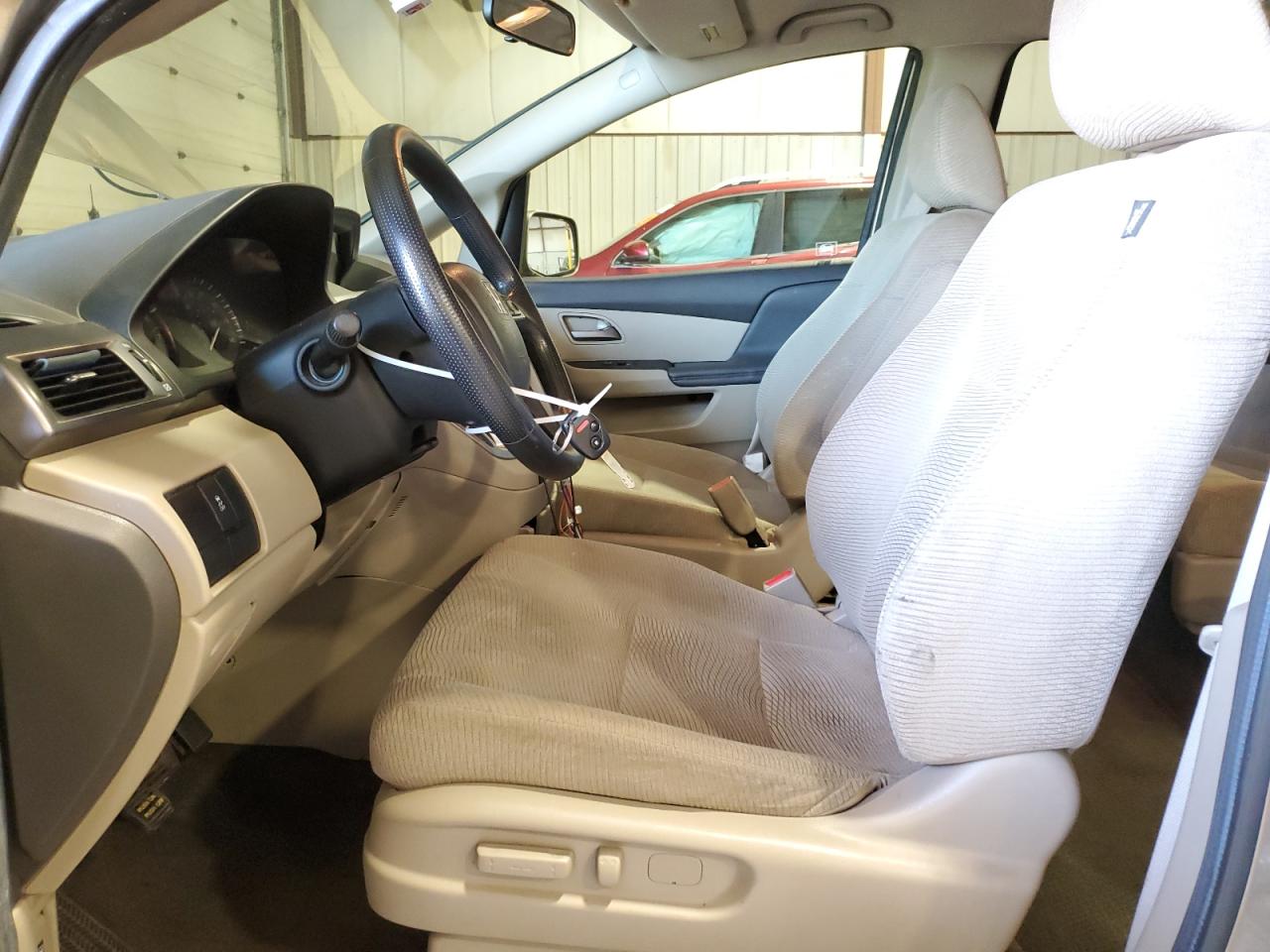 5FNRL5H25CB049735 2012 Honda Odyssey Lx