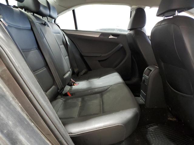 2018 VOLKSWAGEN JETTA SE - 3VWDB7AJ3JM229215