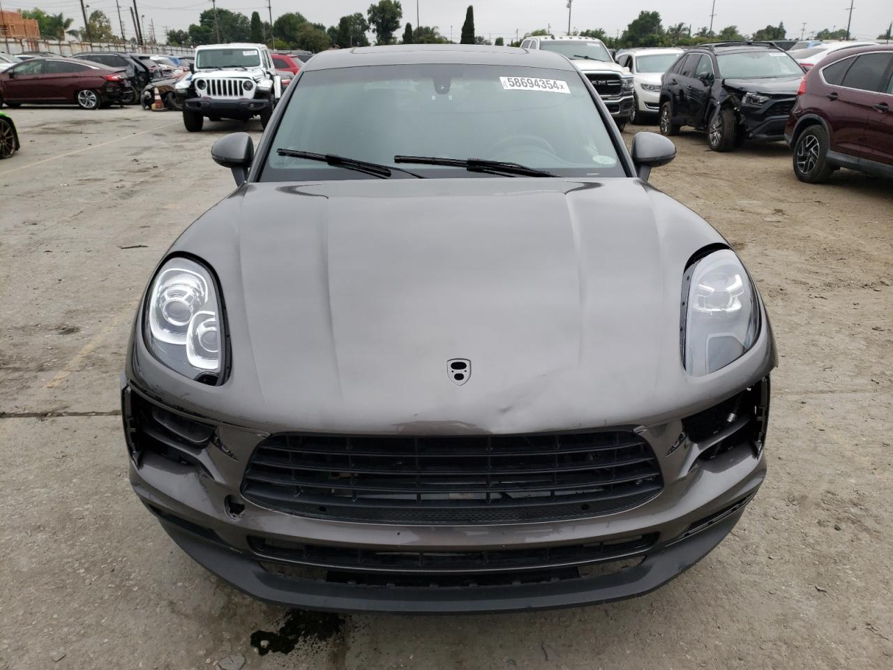 2016 Porsche Macan S vin: WP1AB2A55GLB52691