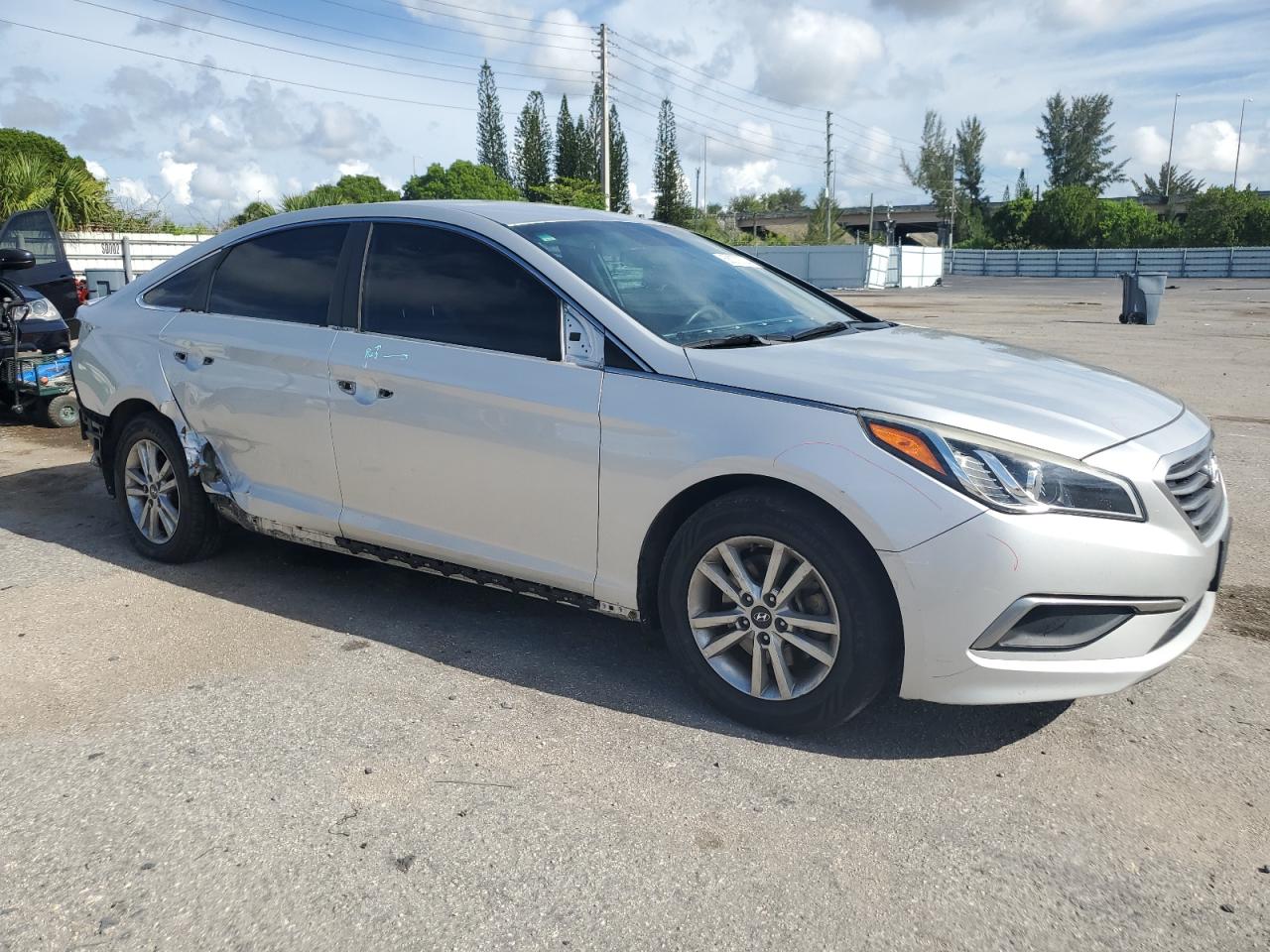 5NPE24AF5HH515665 2017 Hyundai Sonata Se