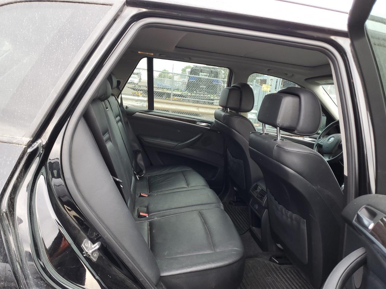 5UXZV4C59BL402896 2011 BMW X5 xDrive35I