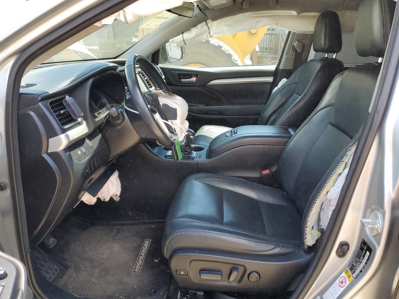 5TDJZRFH7HS400173 2017 Toyota Highlander Se