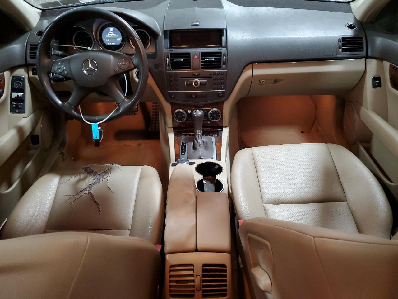 WDDGF5GB8BR172606 2011 Mercedes-Benz C 350