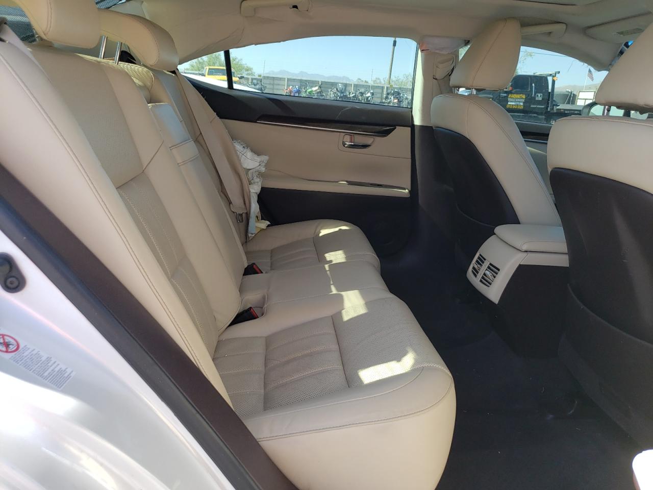 JTHBK1GGXG2228368 2016 Lexus Es 350