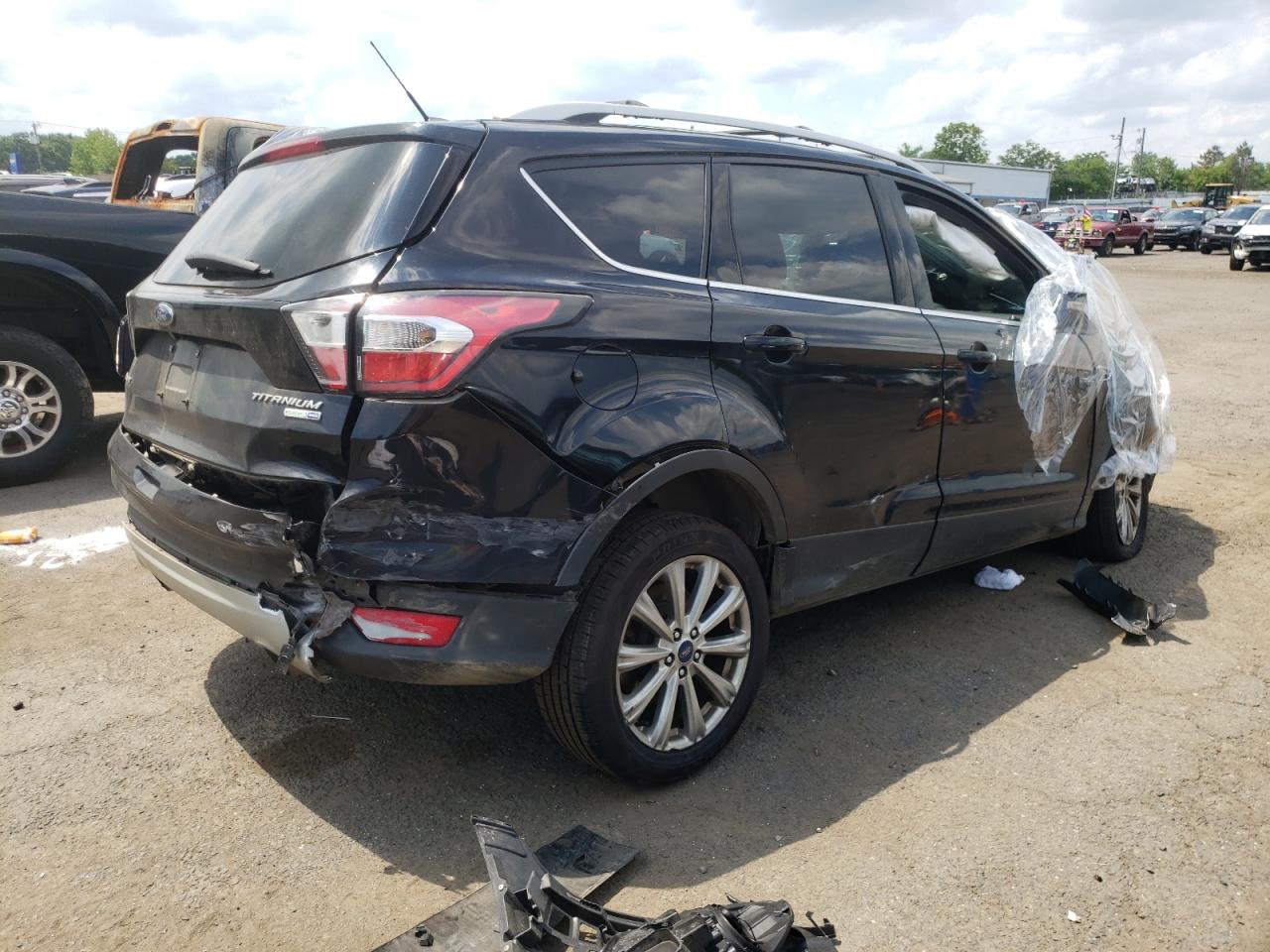 Lot #2977129195 2017 FORD ESCAPE TIT