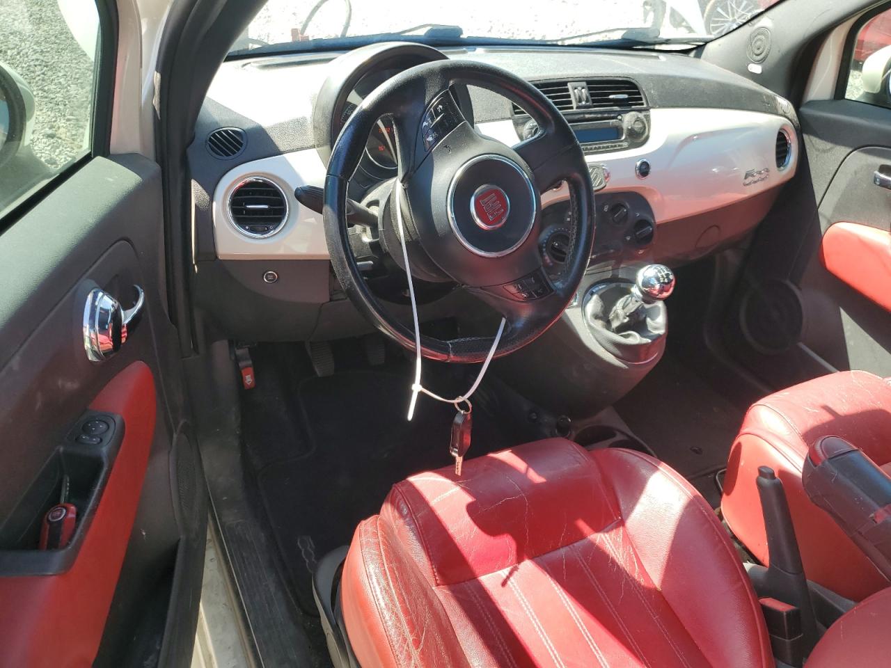 2013 Fiat 500 Sport vin: 3C3CFFBR0DT563072