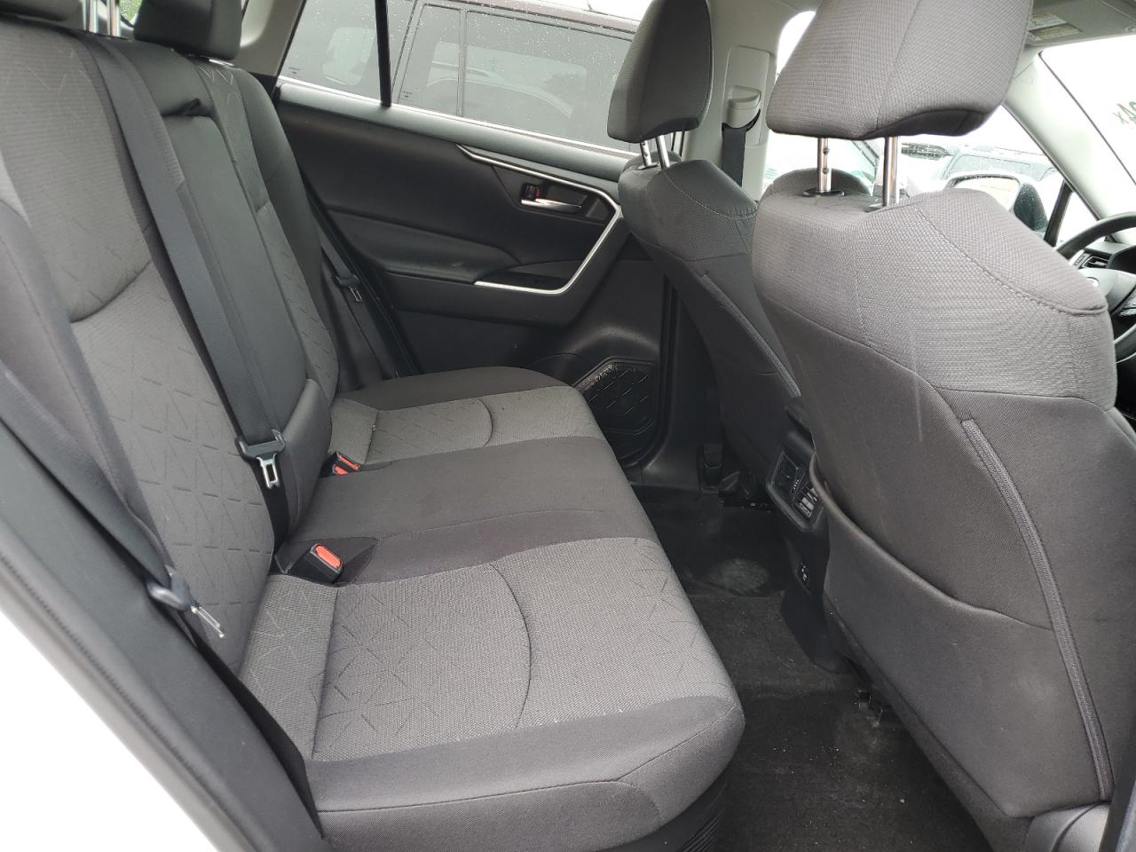 4T3RWRFV5MU013017 2021 Toyota Rav4 Xle