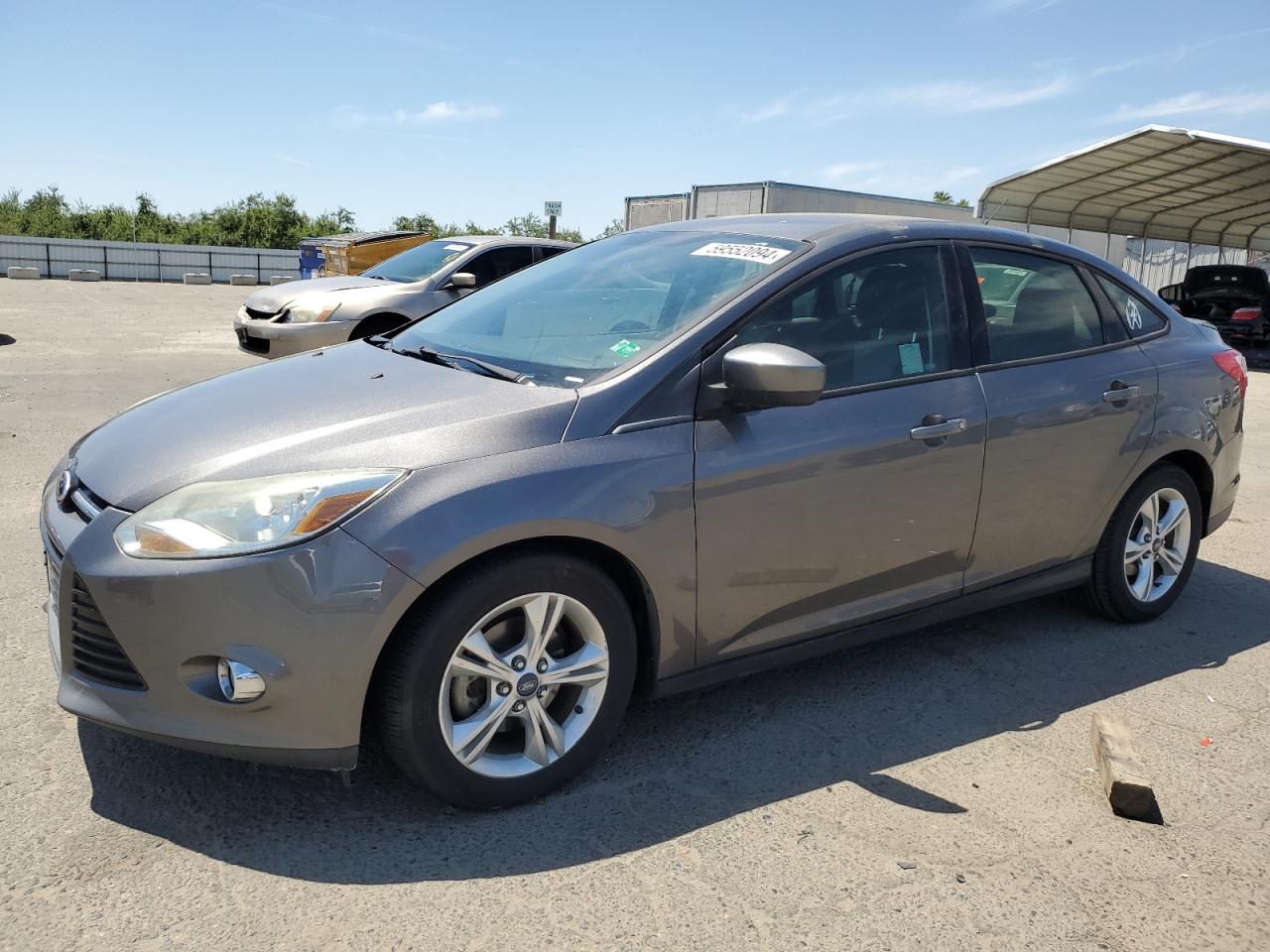 1FAHP3F22CL392061 2012 Ford Focus Se